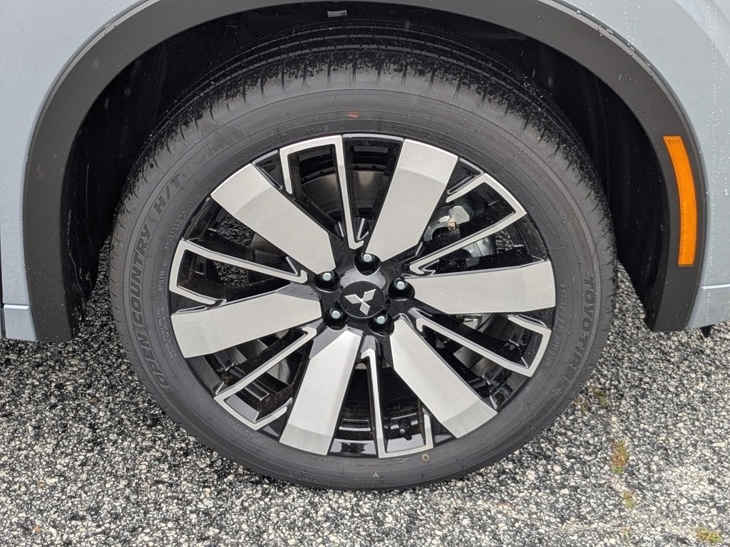 2025 Mitsubishi Outlander SEL