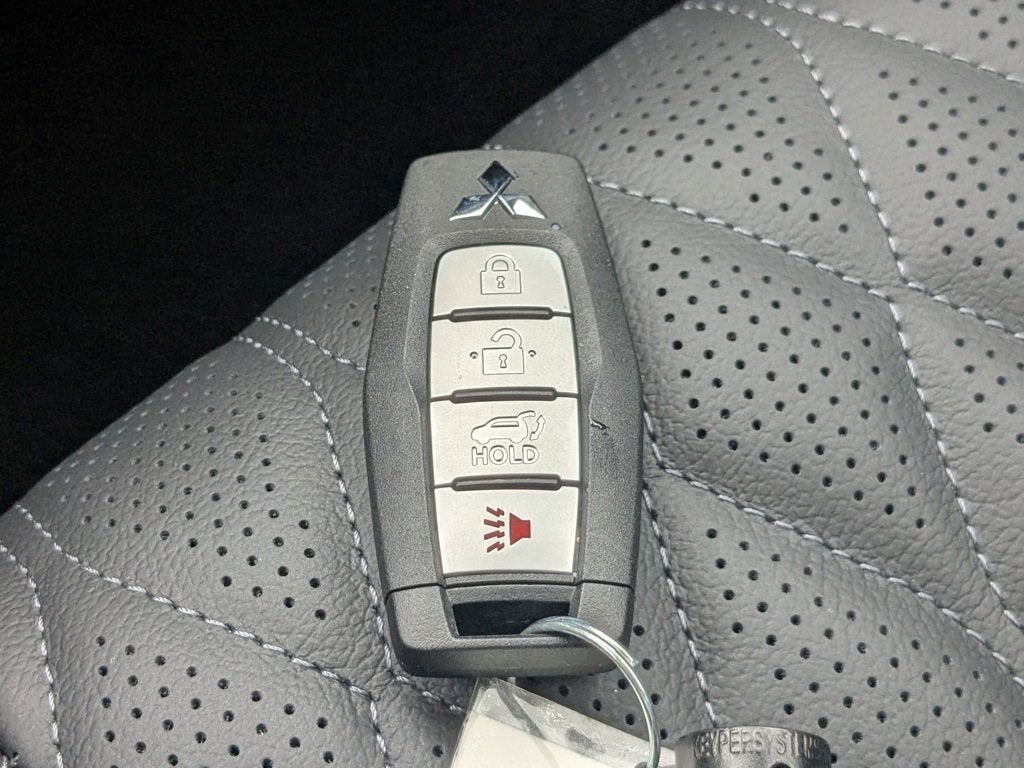 2025 Mitsubishi Outlander SEL