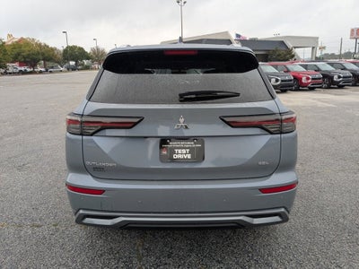 2025 Mitsubishi Outlander SEL