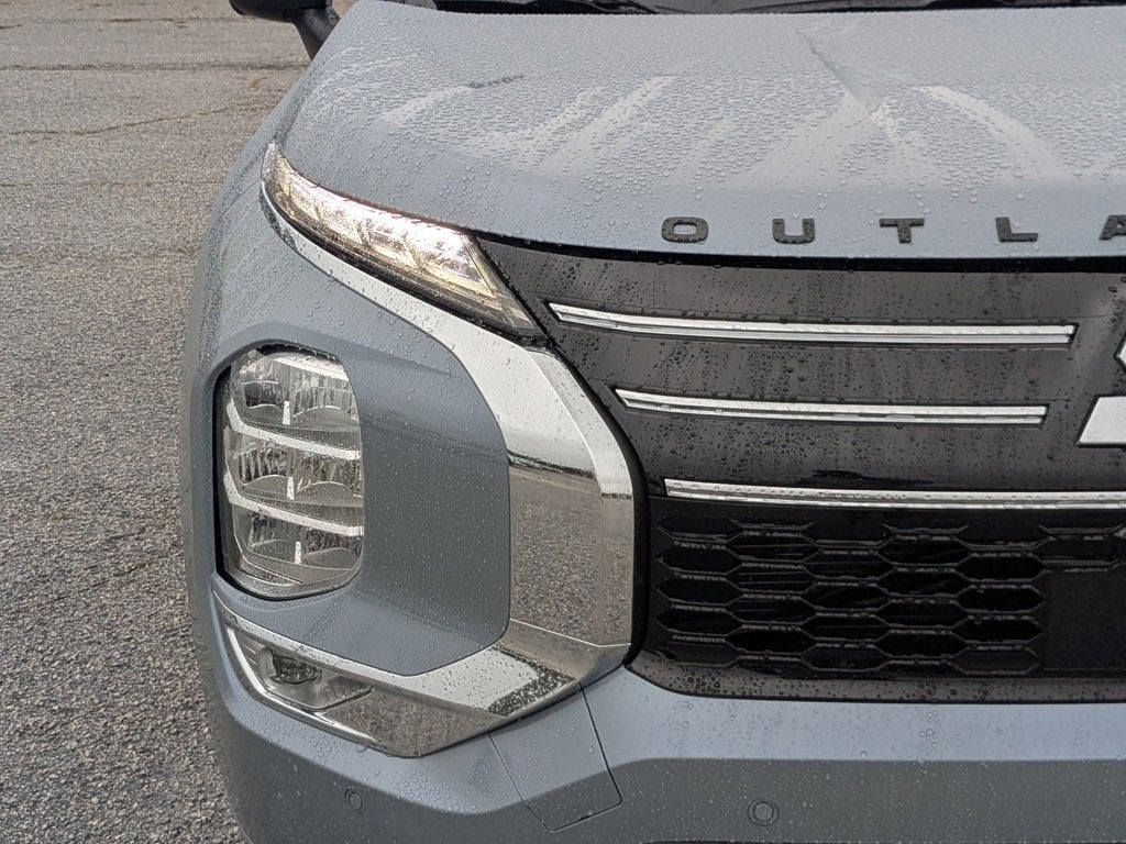 2025 Mitsubishi Outlander SEL