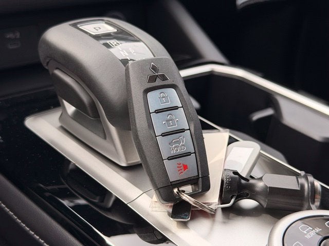 2026 Mitsubishi Outlander SEL