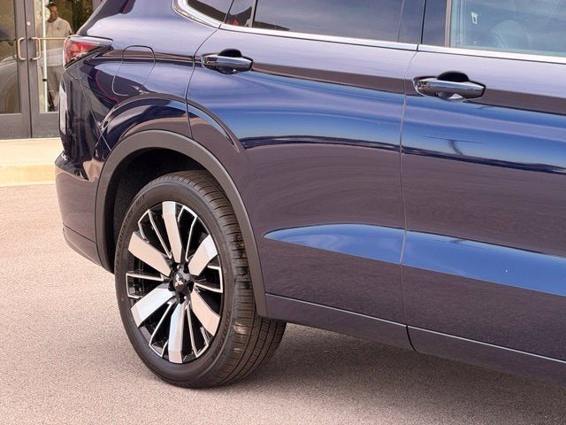 2026 Mitsubishi Outlander SEL