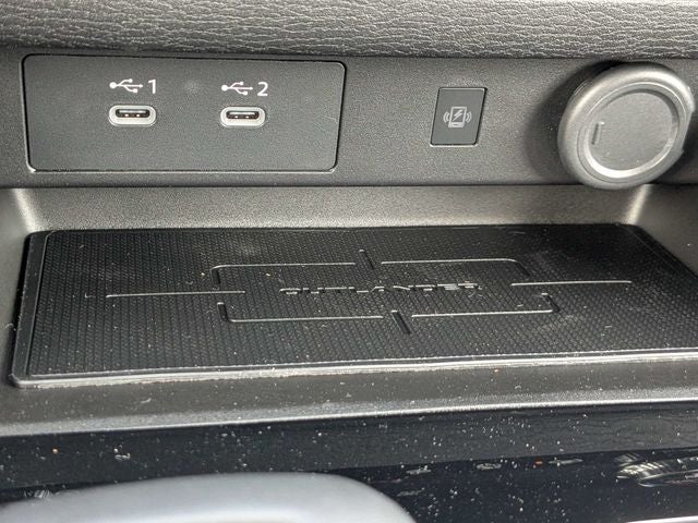 2026 Mitsubishi Outlander Black Edition