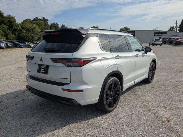 2026 Mitsubishi Outlander Black Edition