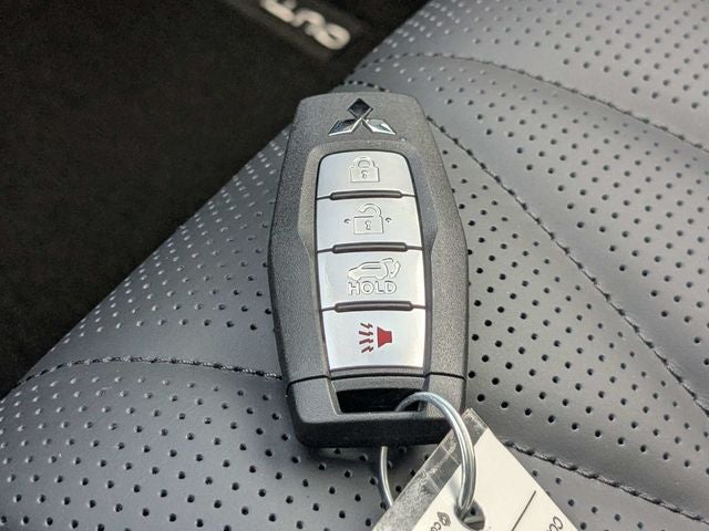 2026 Mitsubishi Outlander Black Edition