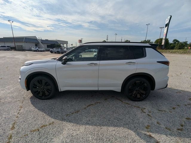 2026 Mitsubishi Outlander Black Edition