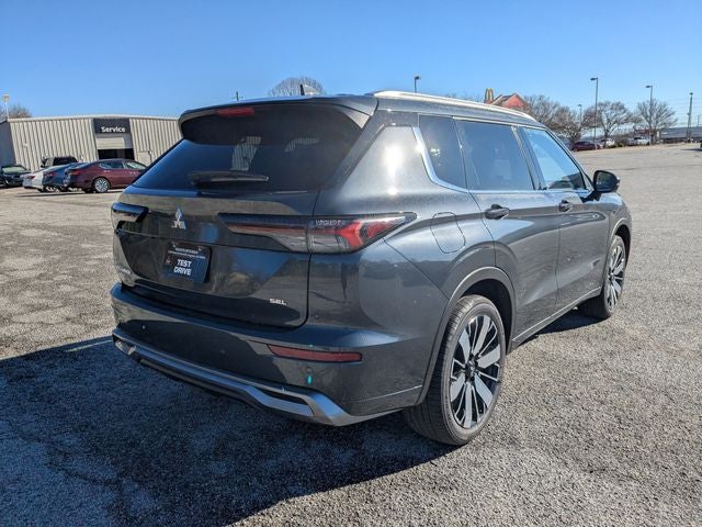 2026 Mitsubishi Outlander SEL