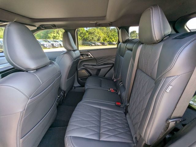 2026 Mitsubishi Outlander Black Edition