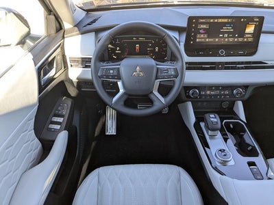 2026 Mitsubishi Outlander SEL