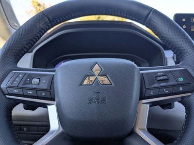 2026 Mitsubishi Outlander SEL