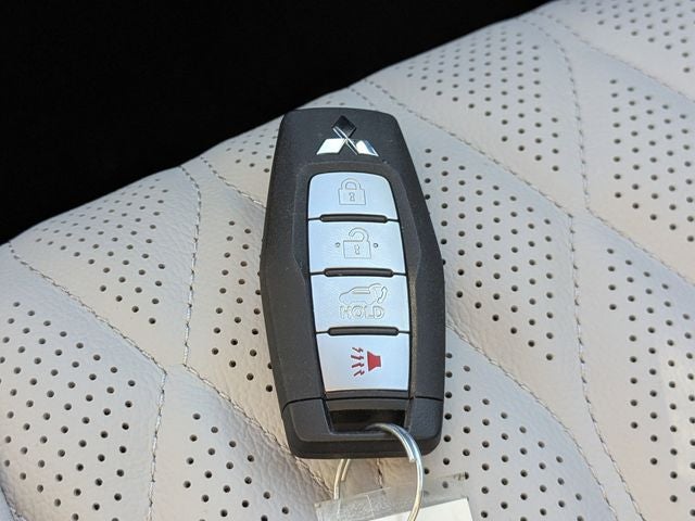 2026 Mitsubishi Outlander SEL