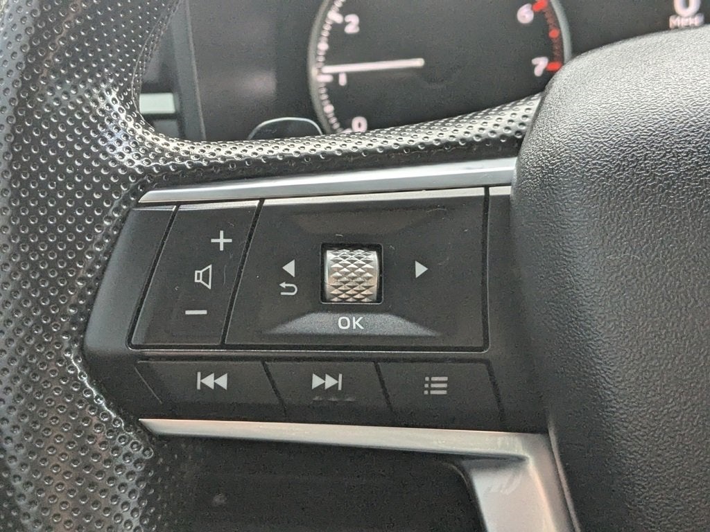 2024 Mitsubishi Outlander ES