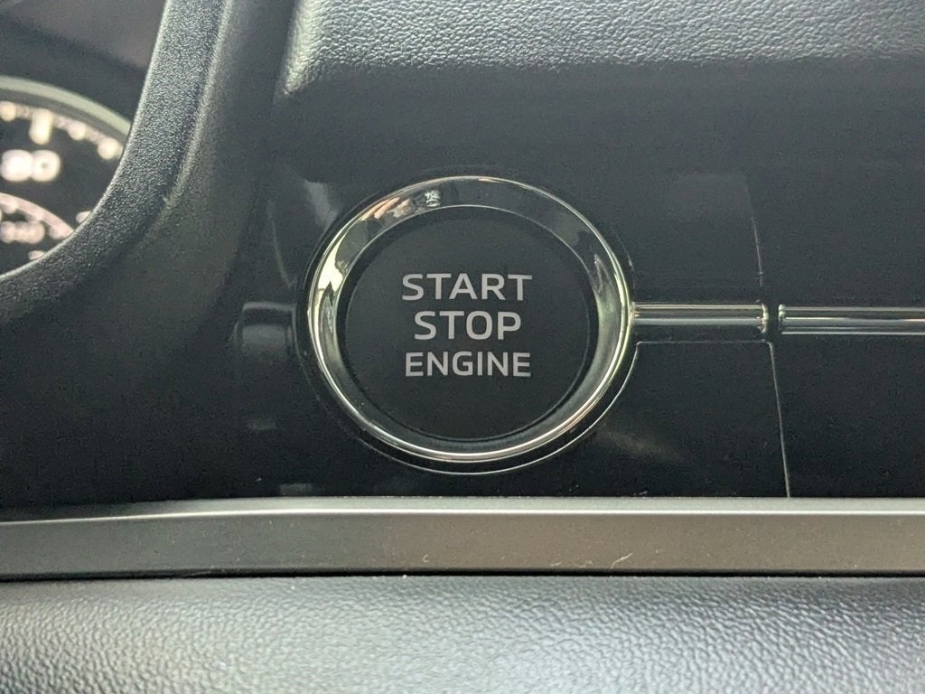 2024 Mitsubishi Outlander ES