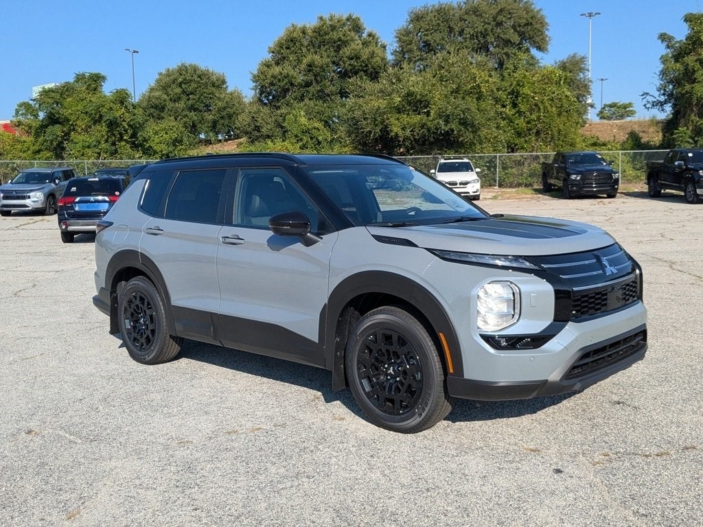 2025 Mitsubishi Outlander Trail Edition