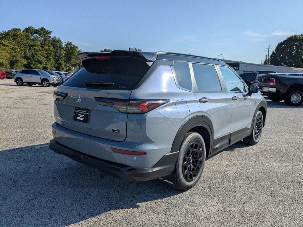 2025 Mitsubishi Outlander Trail Edition