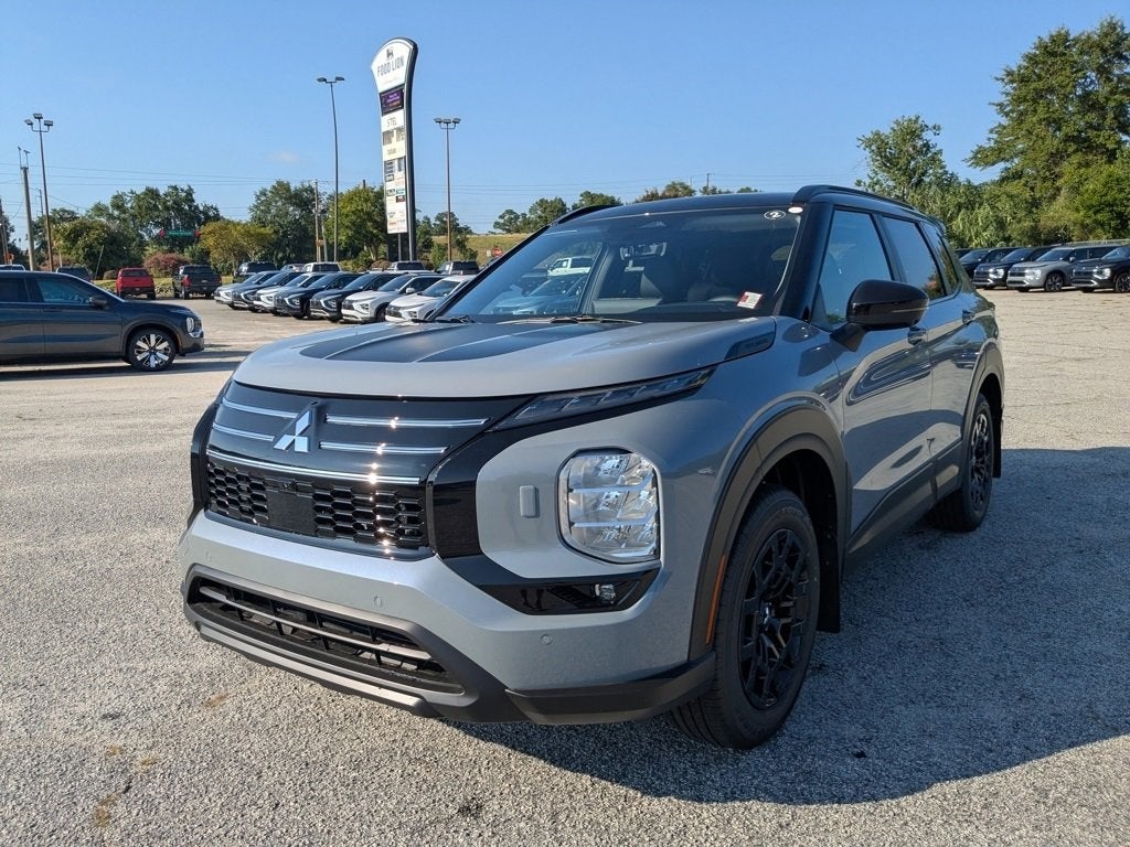 2025 Mitsubishi Outlander Trail Edition