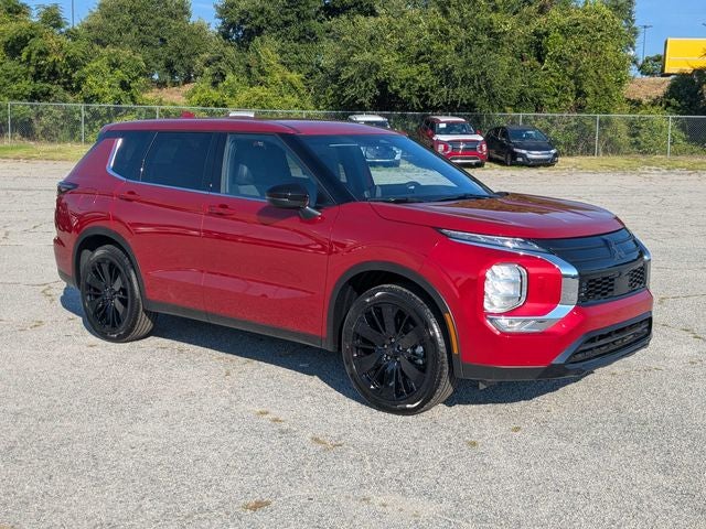 2026 Mitsubishi Outlander LE