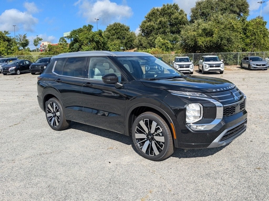 2025 Mitsubishi Outlander SEL