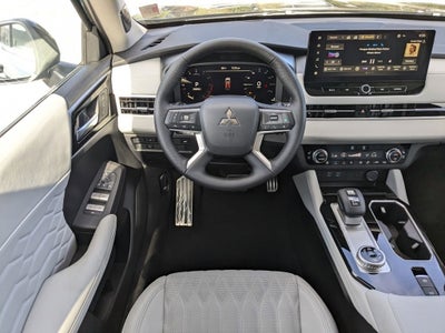 2025 Mitsubishi Outlander SEL