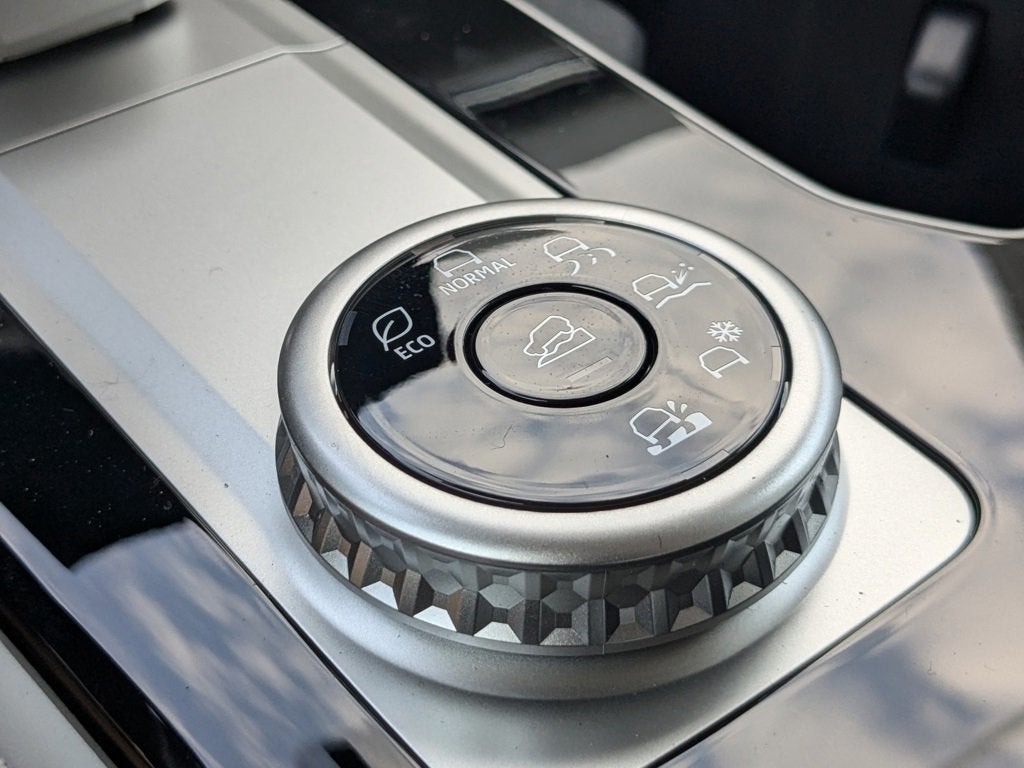 2025 Mitsubishi Outlander Platinum