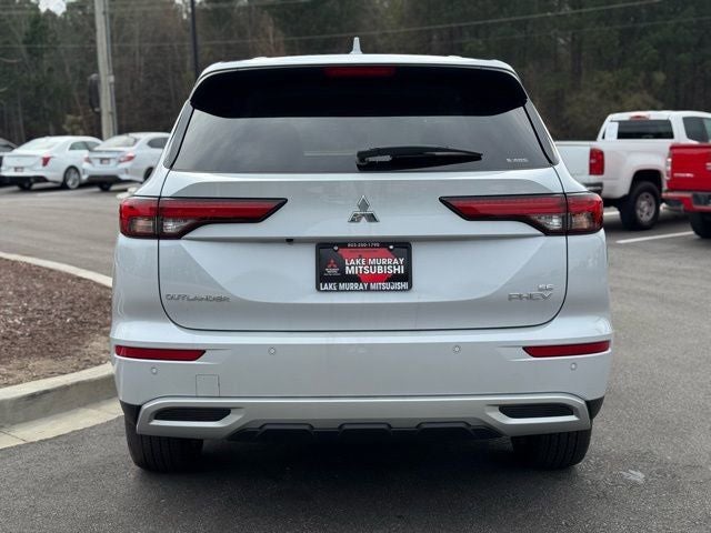 2025 Mitsubishi Outlander PHEV SE
