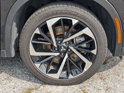 2024 Mitsubishi Outlander PHEV SE