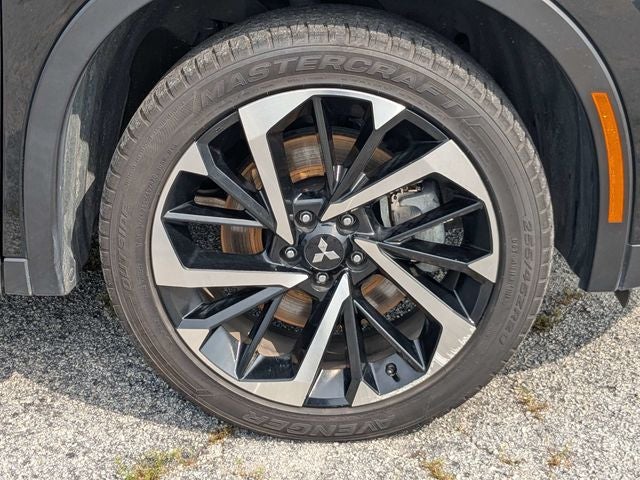 2024 Mitsubishi Outlander PHEV SE