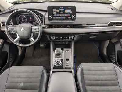 2024 Mitsubishi Outlander PHEV SE