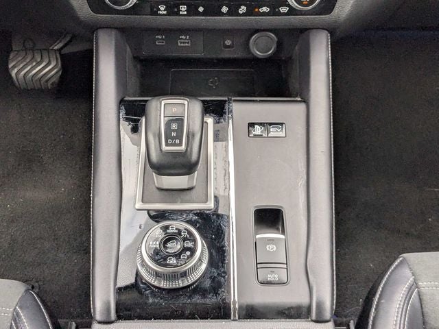 2024 Mitsubishi Outlander PHEV SE