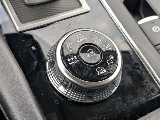 2024 Mitsubishi Outlander PHEV SE