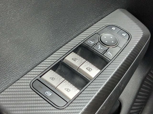 2024 Mitsubishi Outlander PHEV SE