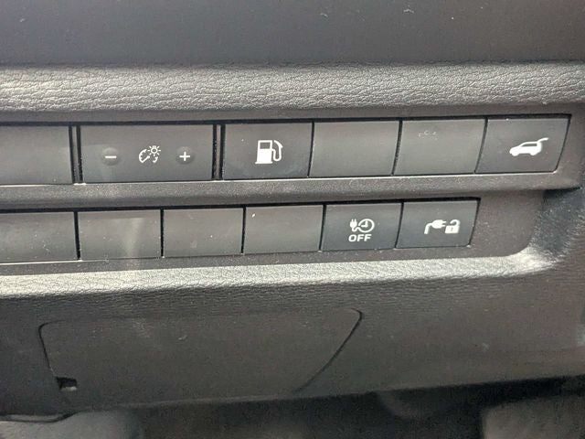 2024 Mitsubishi Outlander PHEV SE