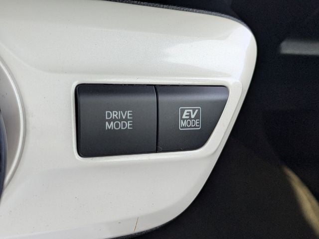 2017 Toyota Prius Three Touring