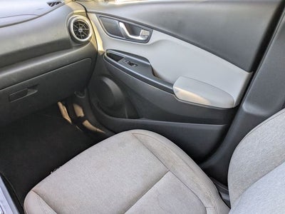 2023 Hyundai Kona Electric SE