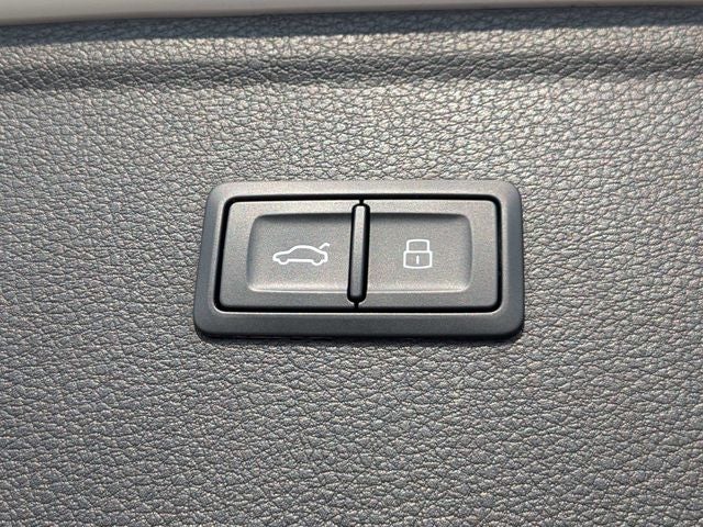 2024 Audi Q5 45 S line Premium quattro