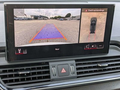 2024 Audi Q5 45 S line Premium quattro