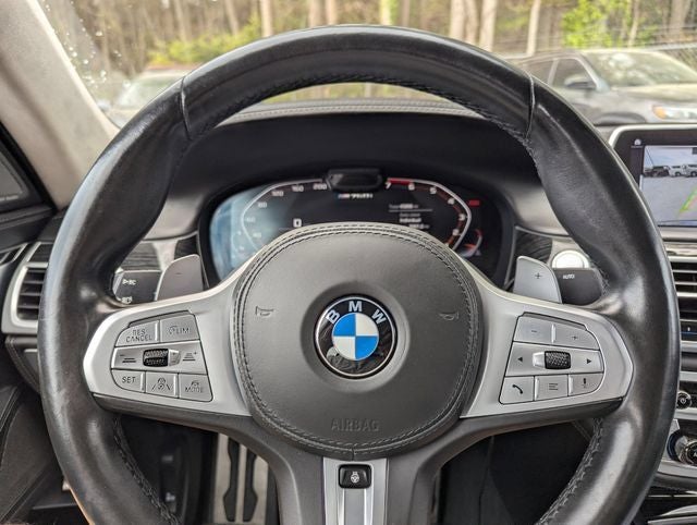 2021 BMW 7 Series M760i