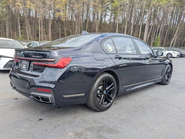 2021 BMW 7 Series M760i
