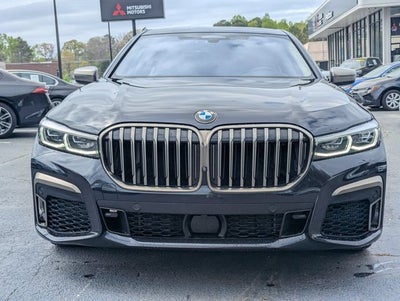 2021 BMW 7 Series M760i